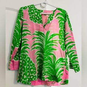 Lilly Pulitzer Top / Amelia Island tunic top in pink pout flamenco / Size M